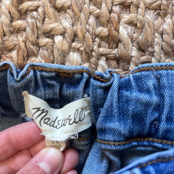 Jeans - Picture 2 of 3